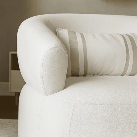 Poltrona em Tecido Bouclê Off White Confortável e Elegante para Sala Estar Recepção